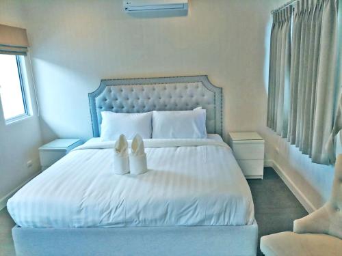 Saransiri - 3 bedroom villa with private pool, office room & fast Wi-fi in Pa klok