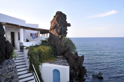 Hotel Villaggio Stromboli - isola di Stromboli - image 4