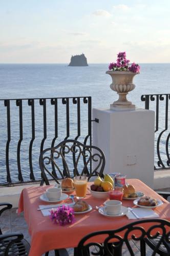 Hotel Villaggio Stromboli - isola di Stromboli - image 10