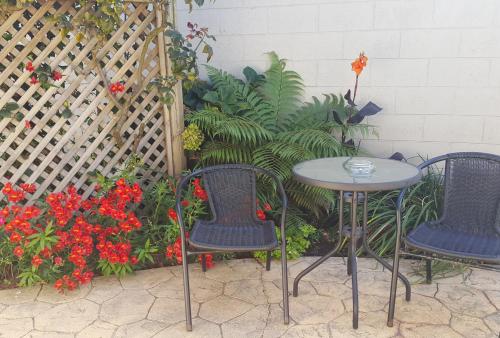 Facilities, Avon City Motel in Redwood