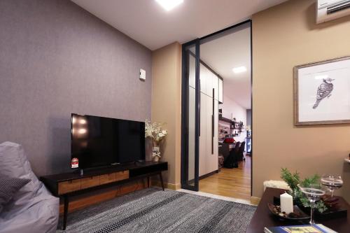 Lily and Loft - KL Gateway Bangsar LRT, WIFI, Netflix, Kuala Lumpur (fotografie 10)