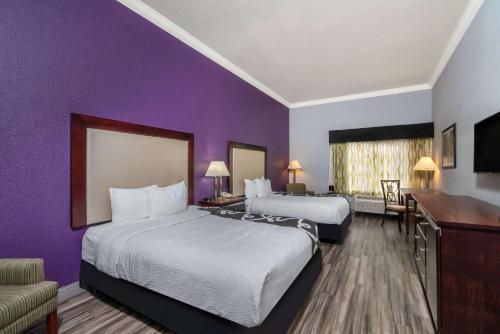 La Quinta Inn & Suites by Wyndham Loveland Estes Park in Loveland, USA