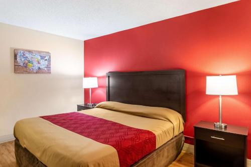 Econo Lodge East Staunton