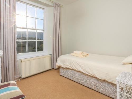 Upper Marcam House - image 8
