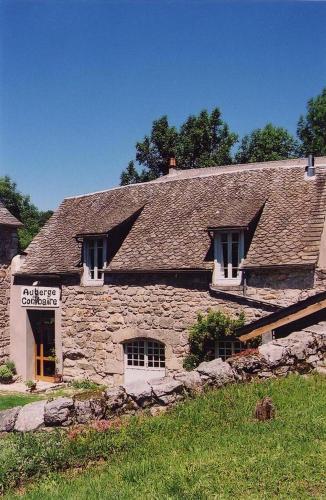 . Hôtel Auberge du Combaïre