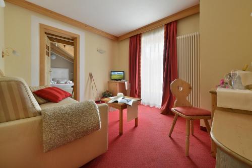 Hotel Cristallo - image 11