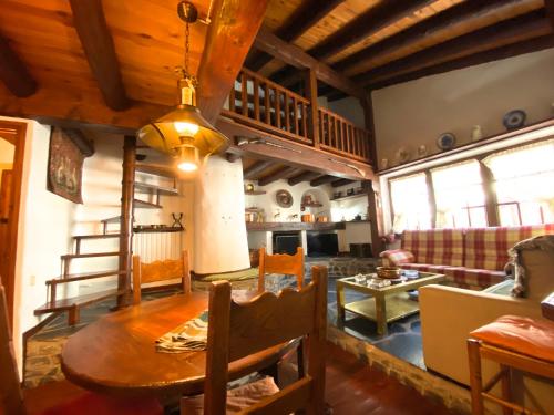 C5 Bordes d'Arinsal, Duplex Rustico con chimenea, Arinsal, zona vallnord