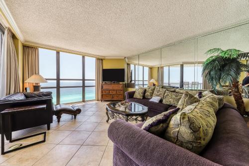 Surfside Resort 4 by Vacasa - image 6