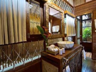 Bathroom, The Float House River Kwai Resort (SHA Extra Plus) in Sai Yok