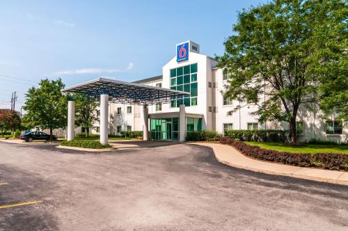 Motel 6-Joliet, IL - Chicago - I-55