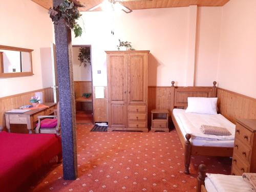 garni Hotel ASAS*** Room Type - Triple Room with Shared Bathroom