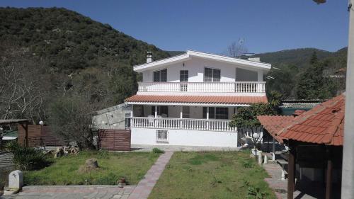  Luxus private villa in 64007 Nea Iraklitsa