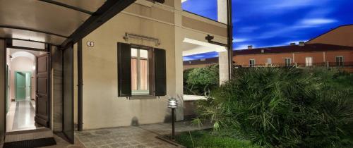 A szálláshely kívülről, Hotel Al Gabbiano in Bosa