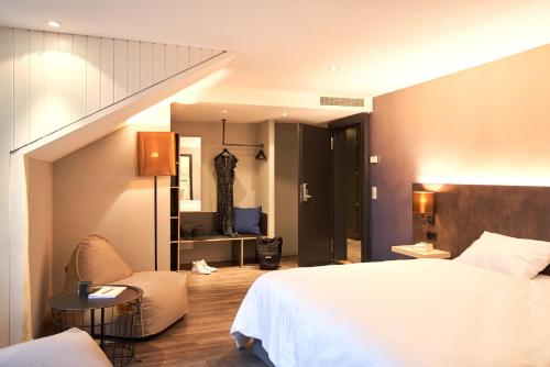 The HEY HOTEL - image 13