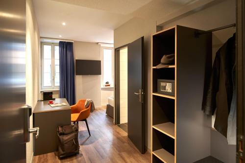 The HEY HOTEL - image 8