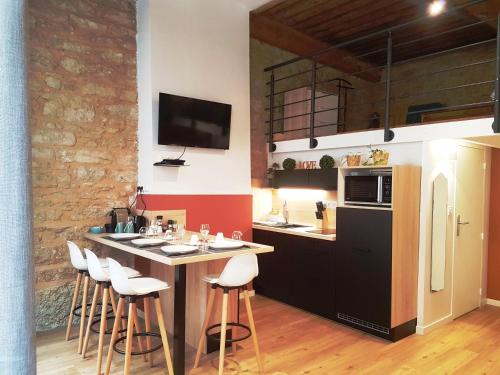 Cosy appartement, dans les pentes de la Croix Rousse, Лион (фото 10)