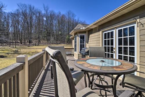 Private Family Home with Deck, Porch and Forest Views! - McComas Beach