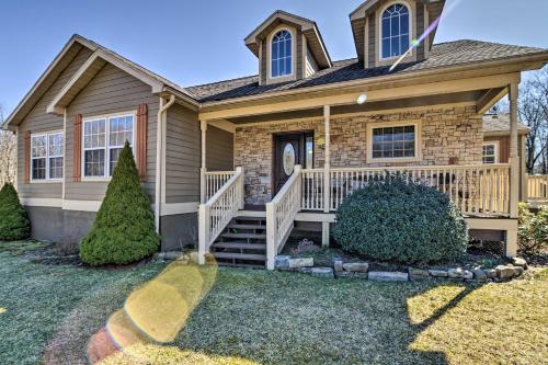 Private Family Home w/ Deck, Porch + Forest Views! in Oakland (MD)