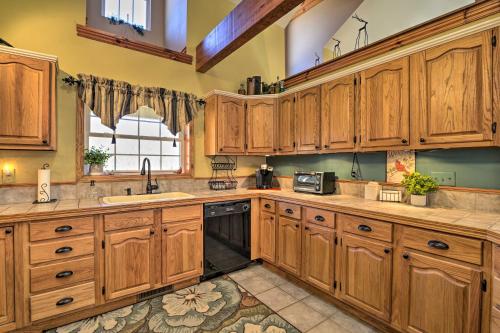 Private Family Home w/ Deck, Porch + Forest Views! in Oakland (MD)