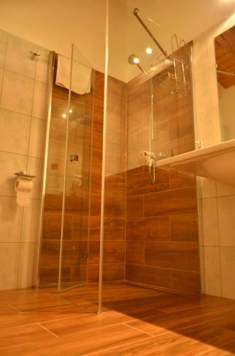 ห้องน้ำ, Hotel Na Statku Mirosov in มิโรซแฟ