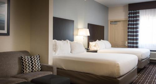 Holiday Inn Express Le Claire Riverfront-Davenport