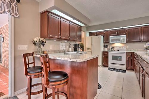 Deltona Home with Pool and Large Yard Near Parks! - image 4