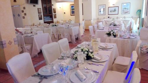 Restorāns, Hotel Di Nardo in Petačato