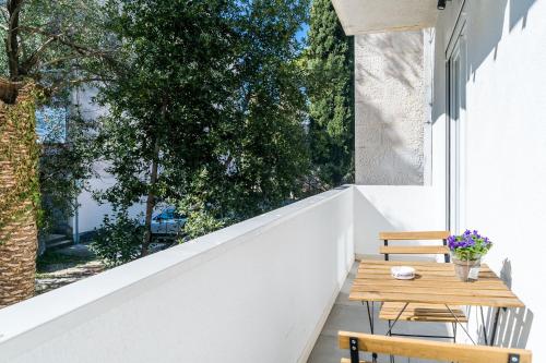 Lapad bay luxury apartment - Tap to explore photos