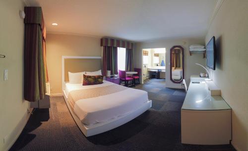 Inn At Golden Gate