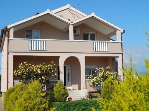Apartments Ivan - close to center Dračevac 