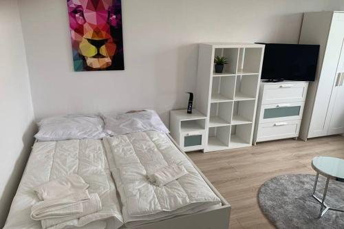 1 Zi-Whg, Netflix, Wifi, Küche, 15min zum Zentrum, Lipsko (fotografie 8)