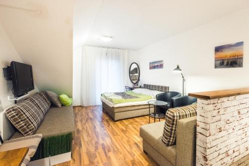 Fatrapark 2 Apartments House thumbnail