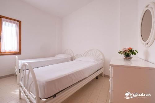 3 bedrooms, 5 beds