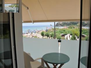Iakinthos, Tsilivi Beach, Tsilivi (foto 4)