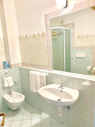 Swadeshi Sporting Hotel Tanca Manna Room Type - Double Room