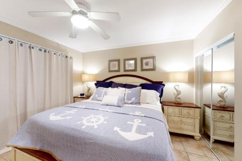 Emerald Beach Resort II - image 13