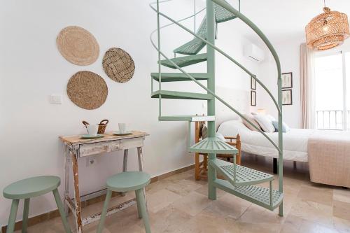 Cervantes FreshApartments - Tap to explore photos