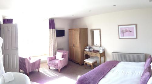 The Castle Hotel - image 7