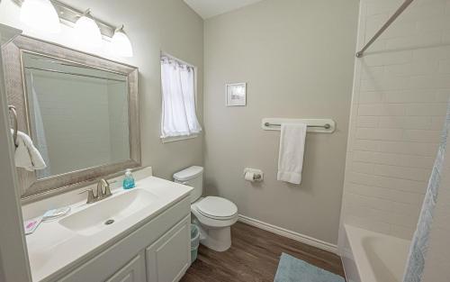 Beachside 302 Townhouse - image 6