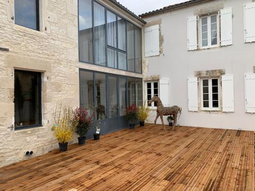 LA BATISSE CHALOU D'AUNIS chambre d'hôte Marans