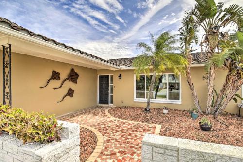 Single-Story Home with Hot Tub - Pets Welcome!
