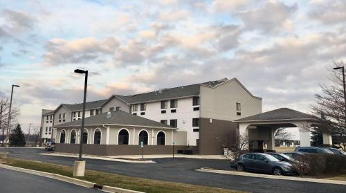 Best Western Oswego Hotel