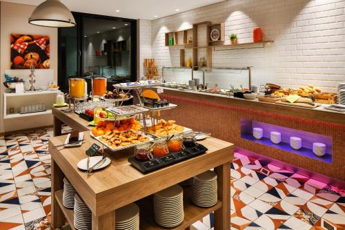Holiday Inn Düsseldorf City – Toulouser Allee an IHG Hotel - main image