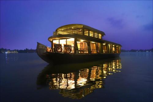 Cosy Premium Houseboats