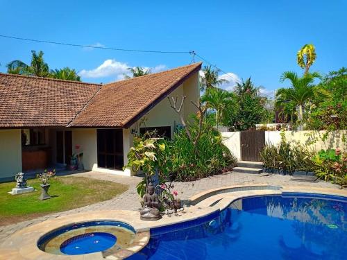Beach front Villa Ganesha Located Banjar Beach North Bali Bhv