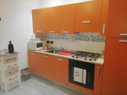 CASA FREJUS Bilocale di Charme Cenisia a 10 min da Metro & Politecnico, Turín (fotografie 10)