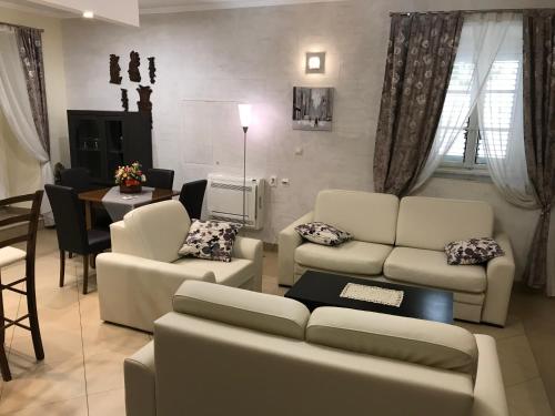 Apartments Villa Miramare - image 12