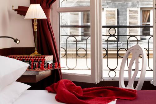 Odeon Hotel - image 12