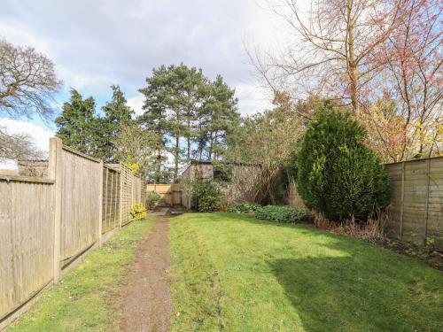 2 Organsdale Cottages - image 6