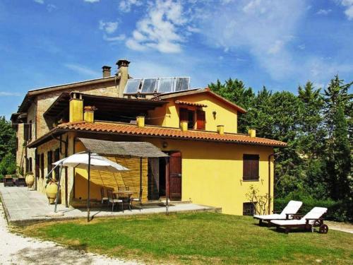 Podere Caldaruccio La Pineta - 26 people Cottage & Villa - image 2